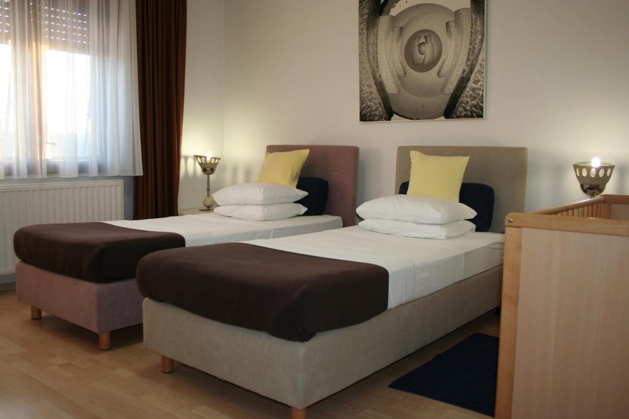 Apartman Arena Stridóvár Kültér fotó